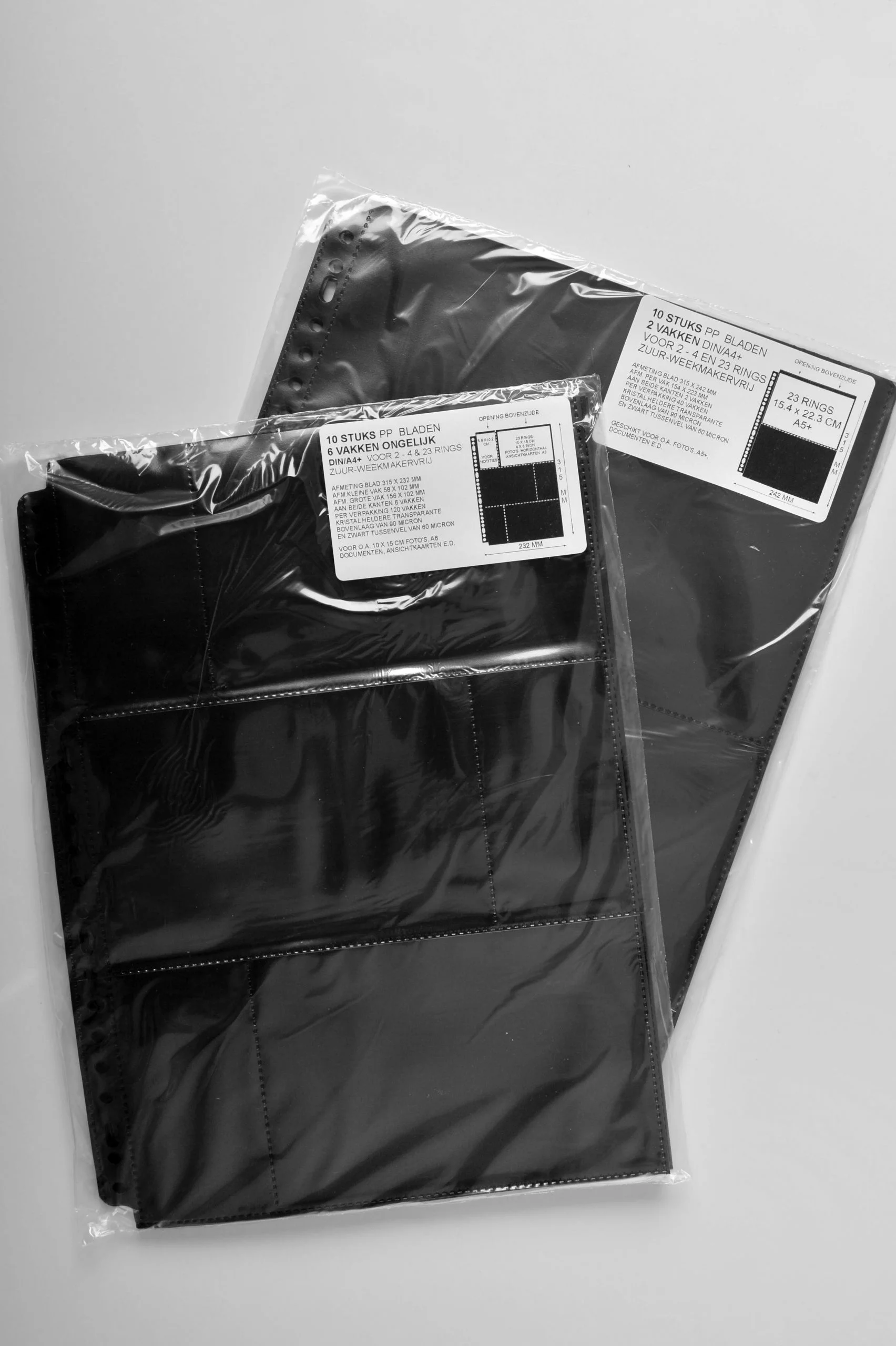 PP blad 6 vakken ongelijk verdeeld zwart  23 rings Din large set van 10 stuks voor o.a. ansichtkaarten en foto's 10 x 15 cm - Afbeelding 3